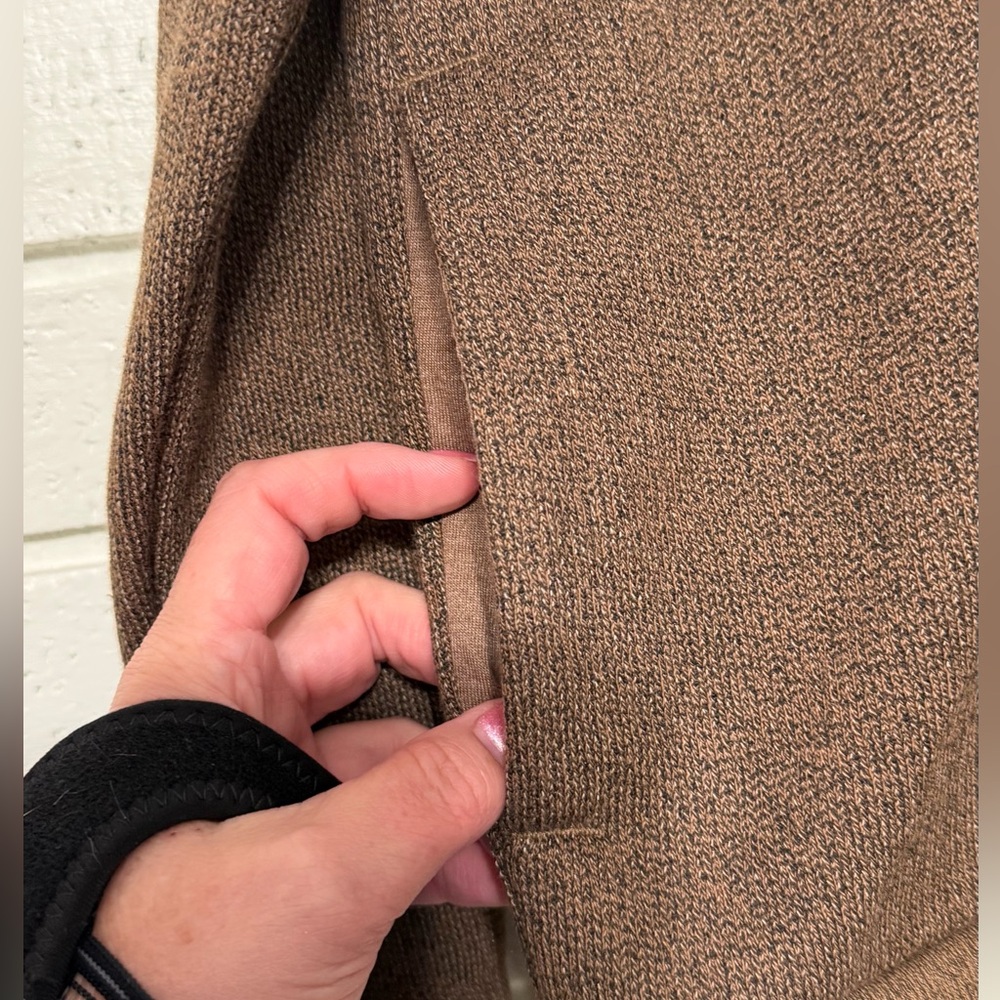 Men’s Goodfellow and Co Brown Hooded Sweatshirt with pockets. Size L. NWT - Picture 3 of 8